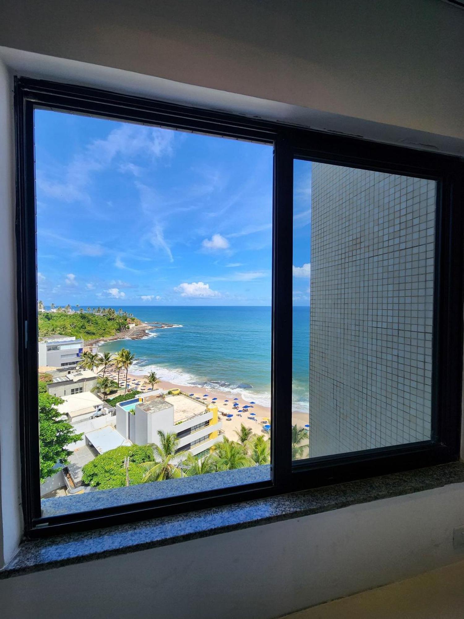 Predio A Beira-Mar, Na Melhor Localizacao Do Rio Vermelho. Сальвадор Экстерьер фото